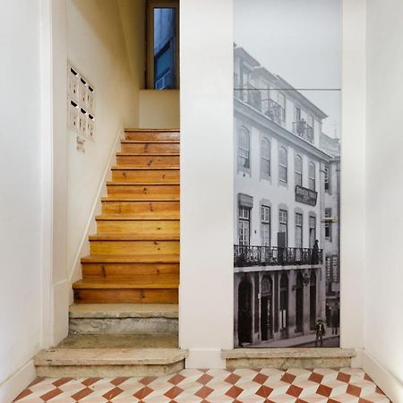 Alfama Sophisticate Flat With Balconies 2Bedrs 2Baths & Ac In 19Th Century Building Historic Center Διαμέρισμα Lisboa Εξωτερικό φωτογραφία