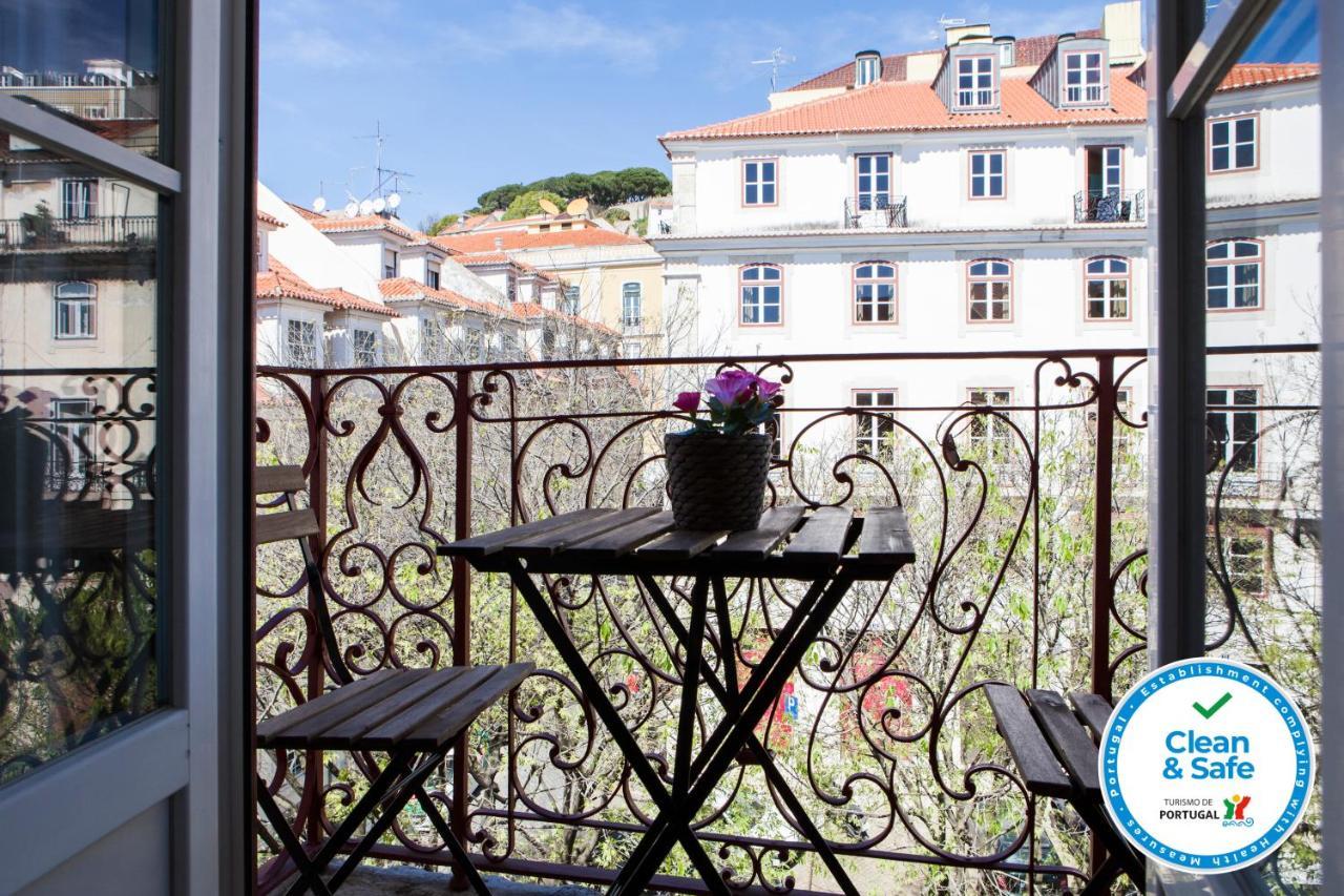 Alfama Sophisticate Flat With Balconies 2Bedrs 2Baths & Ac In 19Th Century Building Historic Center Διαμέρισμα Lisboa Εξωτερικό φωτογραφία