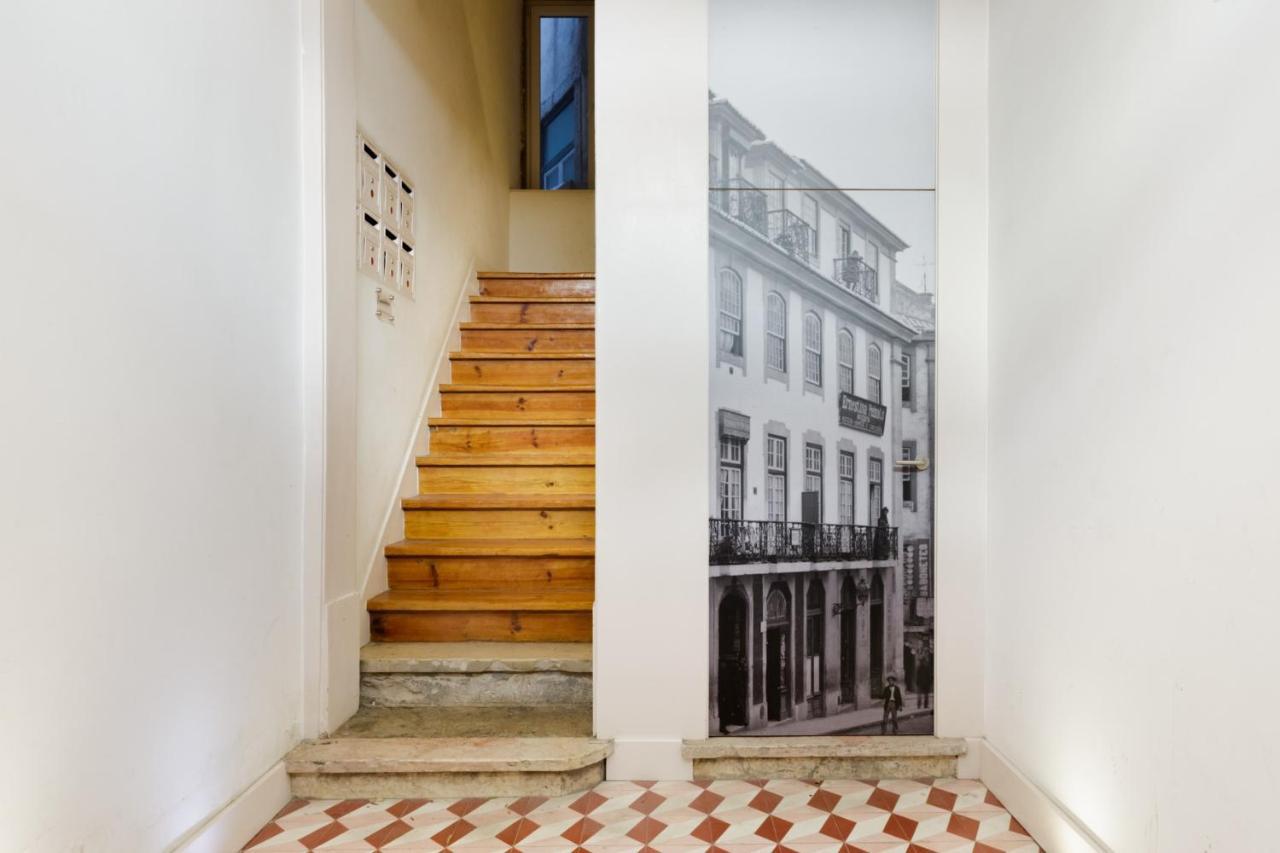 Alfama Sophisticate Flat With Balconies 2Bedrs 2Baths & Ac In 19Th Century Building Historic Center Διαμέρισμα Lisboa Εξωτερικό φωτογραφία